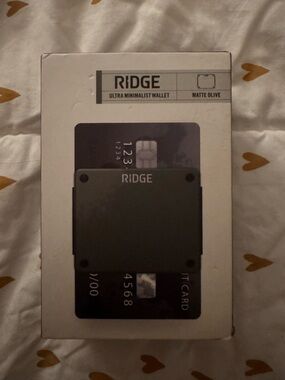 Ridge Ultra Minimalist Wallet - Matte Olive